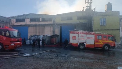 Gaziantep'te Geri Dönüşüm Fabrikasında Yangın 
